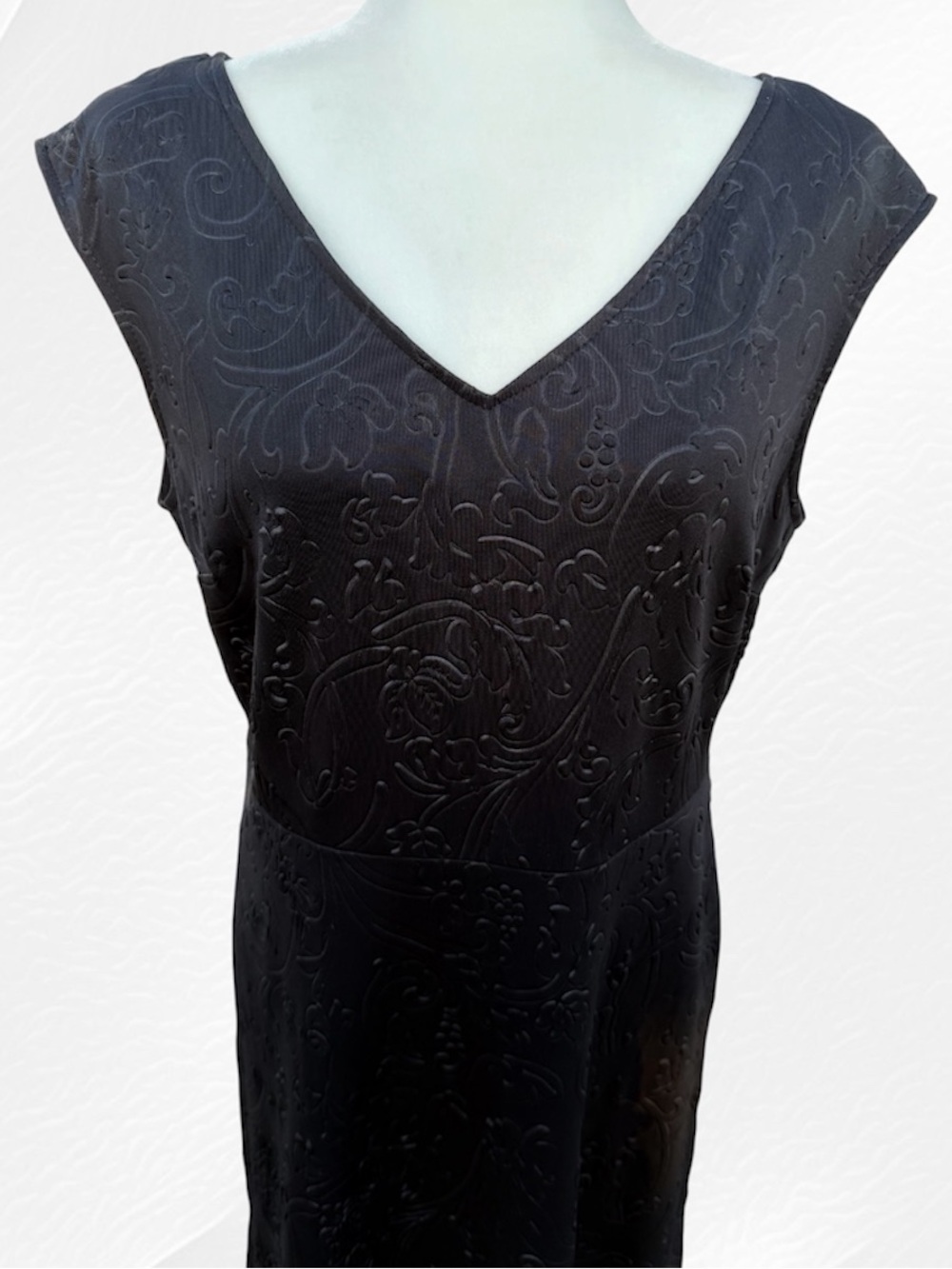 Tribal Black Floral Matelassé Jacquard Double-V Sleeveless Knee-Length Dress, L